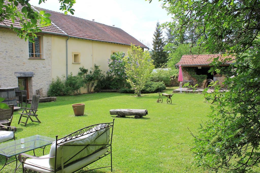 La Bicyclette Fleurie Bed & Breakfast Villemoirieu Dış mekan fotoğraf