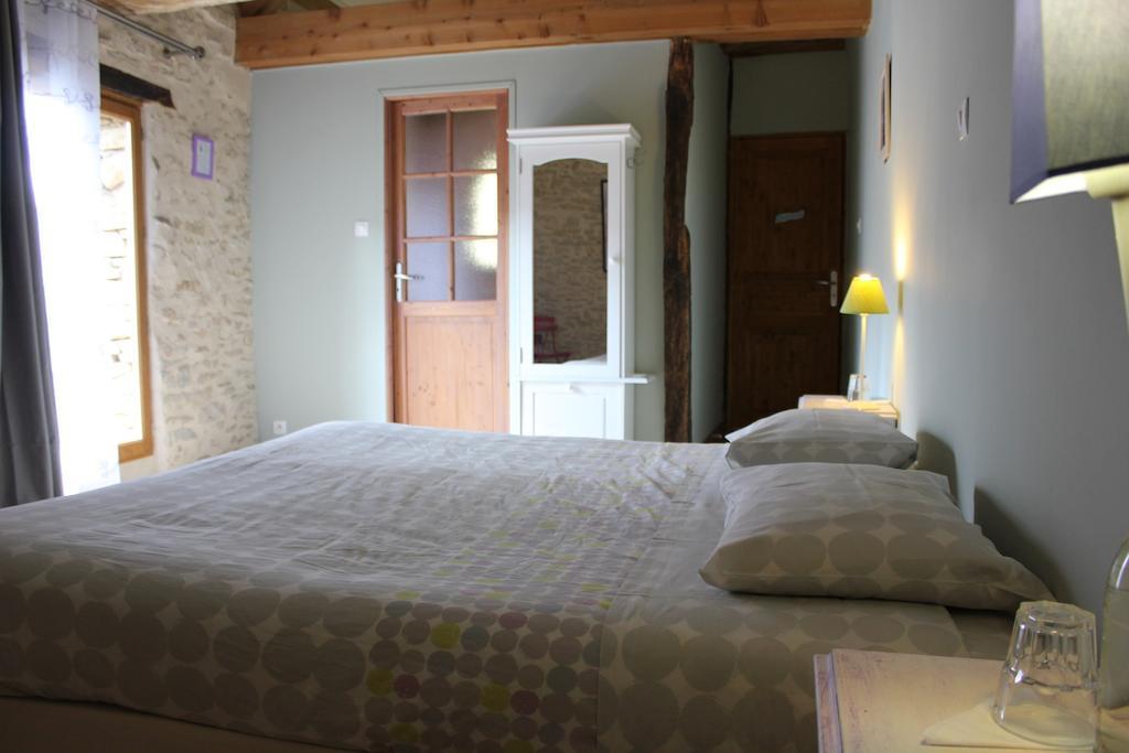 La Bicyclette Fleurie Bed & Breakfast Villemoirieu Oda fotoğraf