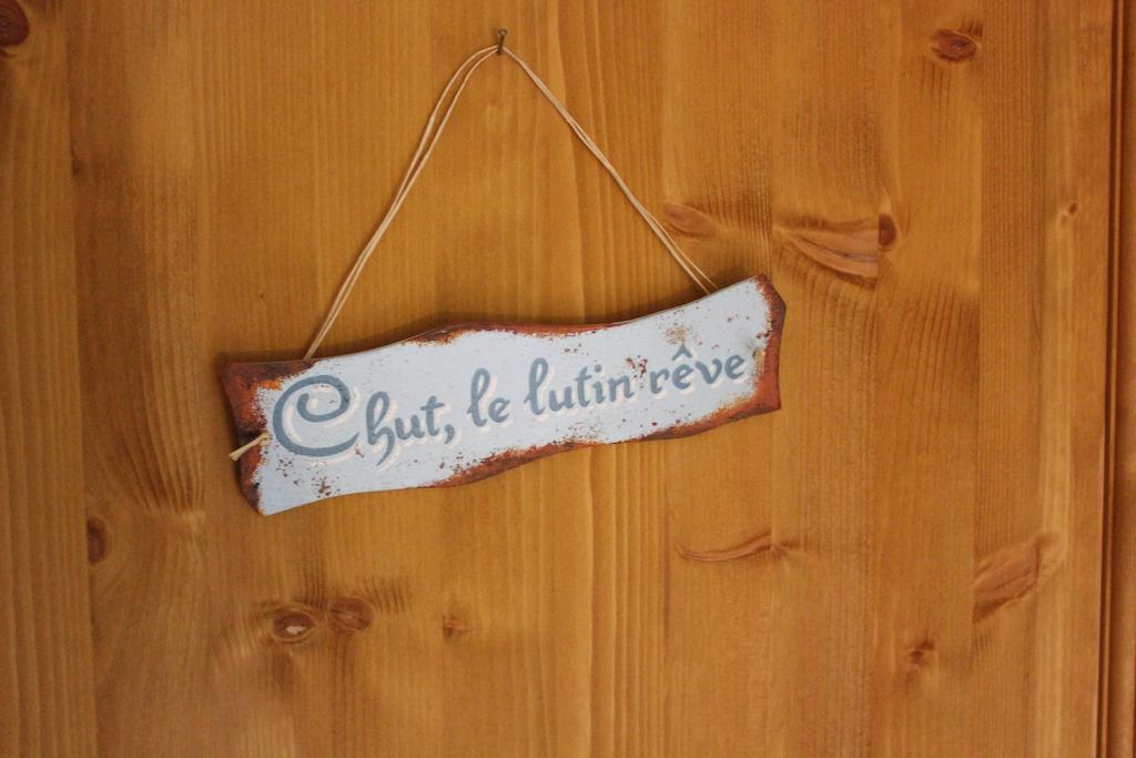 La Bicyclette Fleurie Bed & Breakfast Villemoirieu Oda fotoğraf